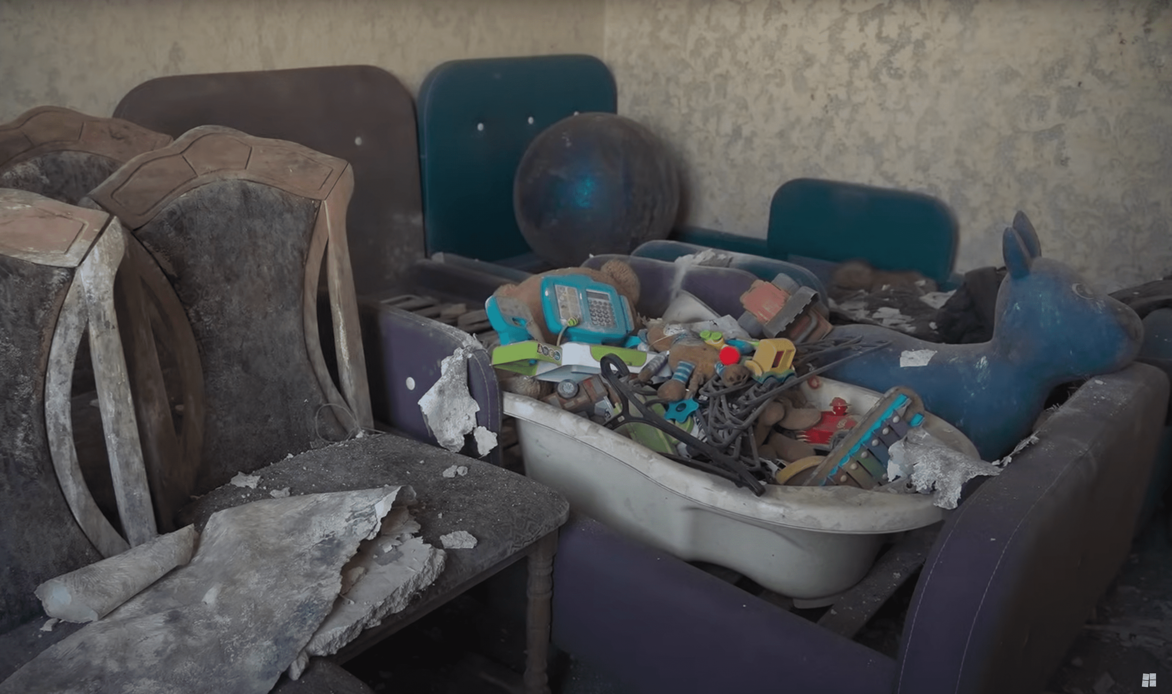 Кадр из ролика