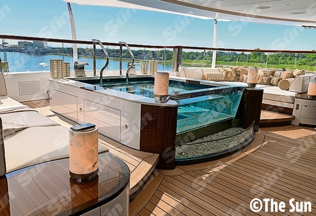 Джакузи на яхте