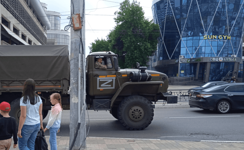 «К взрывам мы уже привыкли». Как жители Белгородской области оказались в зоне военных действий — репортаж из-под обстрелов