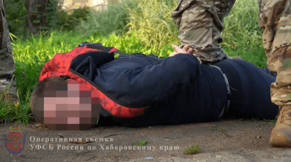 Жителя Хабаровска задержали за донаты ВСУ. Его обвиняют в госизмене