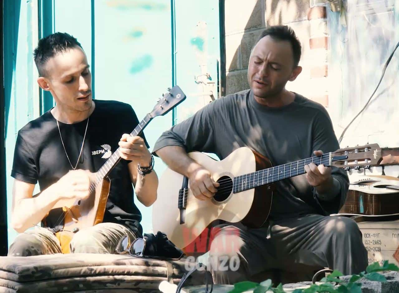 СМИ: Кремль предлагает артистам, выступавшим против войны, выйти из черных списков через «покаянные» поездки на фронт и поддержку НКО