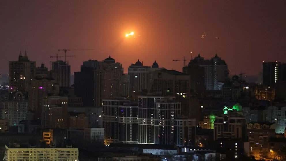 За ночь российские силы выпустили по Украине несколько десятков ракет и беспилотников. Это третий большой обстрел за четыре дня