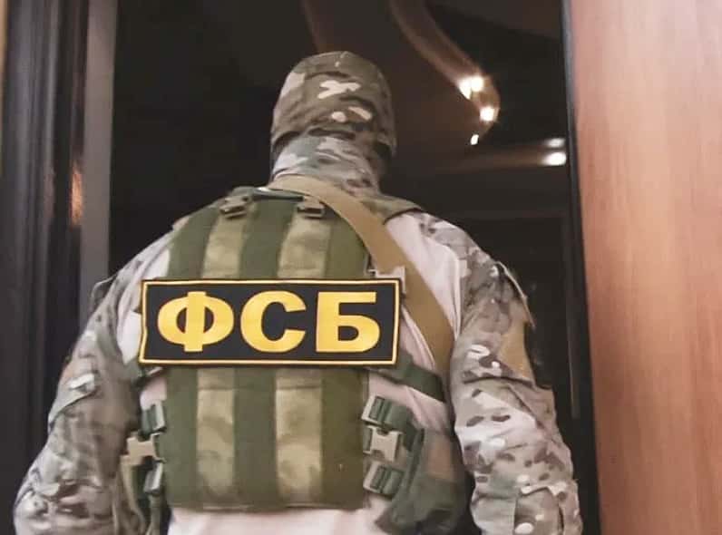 К жителю Орла и его родителям пришли с обысками из-за пожертвований ФБК