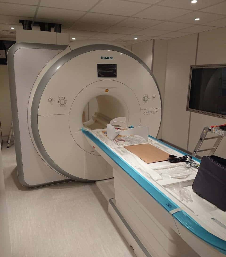Врачей в Магадане заставят заплатить за сломавшийся МРТ. Власти заявили, что жителям Колымы «слишком часто» назначают томографию