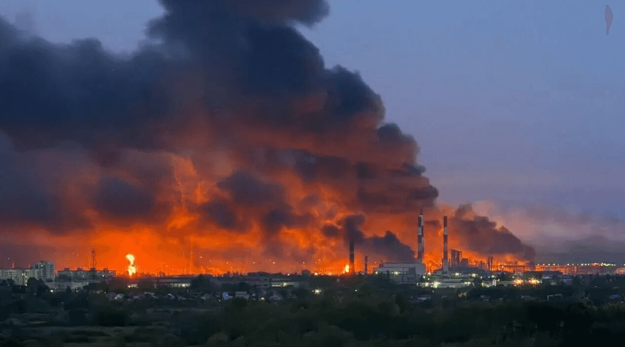 Глубже, чаще, мощнее! Украинская стратегия DeepStrike грозит серьезными перебоями с топливом в России к 2026 году