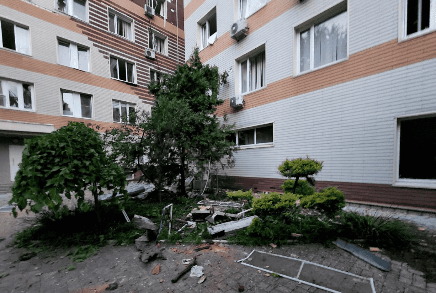 РИА «Новости» сообщило об ударе по роддому в Донецке. Сразу после этого Пушилин запросил у РФ «дополнительные союзнические силы»