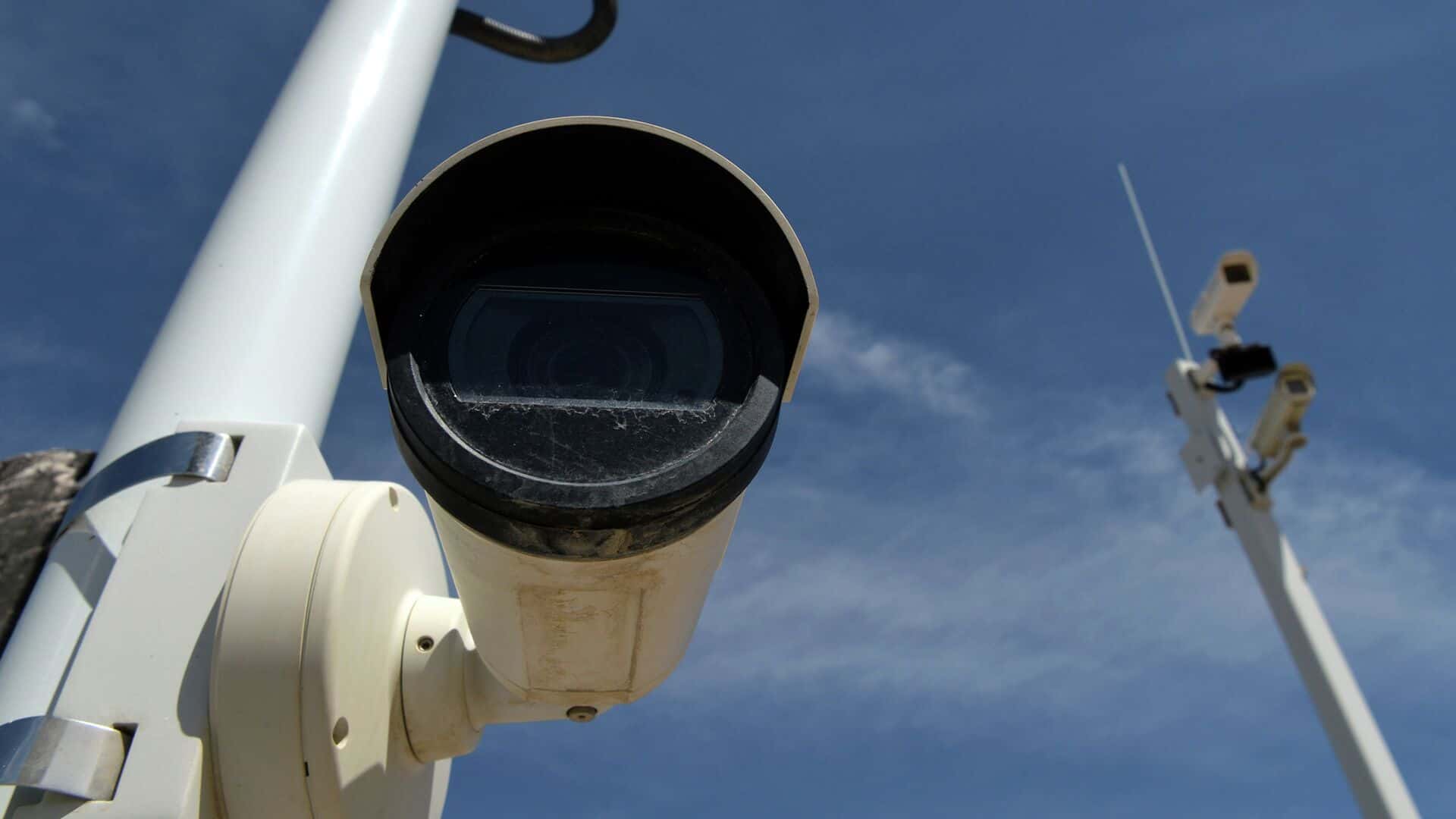 В Кыргызстане с начала июня работает система распознавания лиц, объявленных в розыск. За это время там задержали трех активистов из РФ