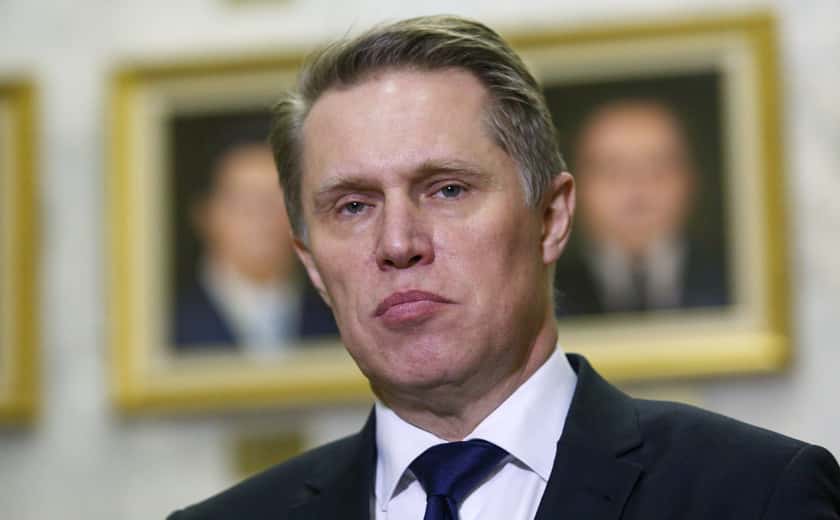 Женщины должны рожать раньше, а не заниматься карьерой и образованием — министр здравоохранения РФ Мурашко