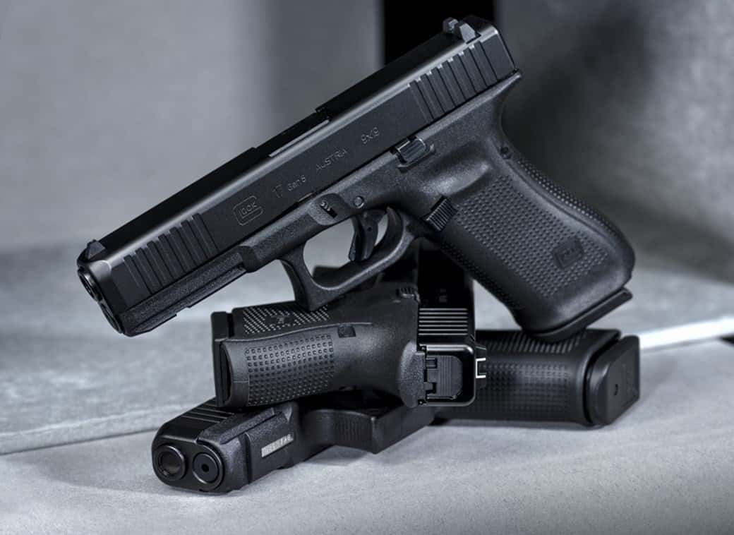 За последние два года в Россию в обход санкций ввезли тысячи австрийских пистолетов Glock