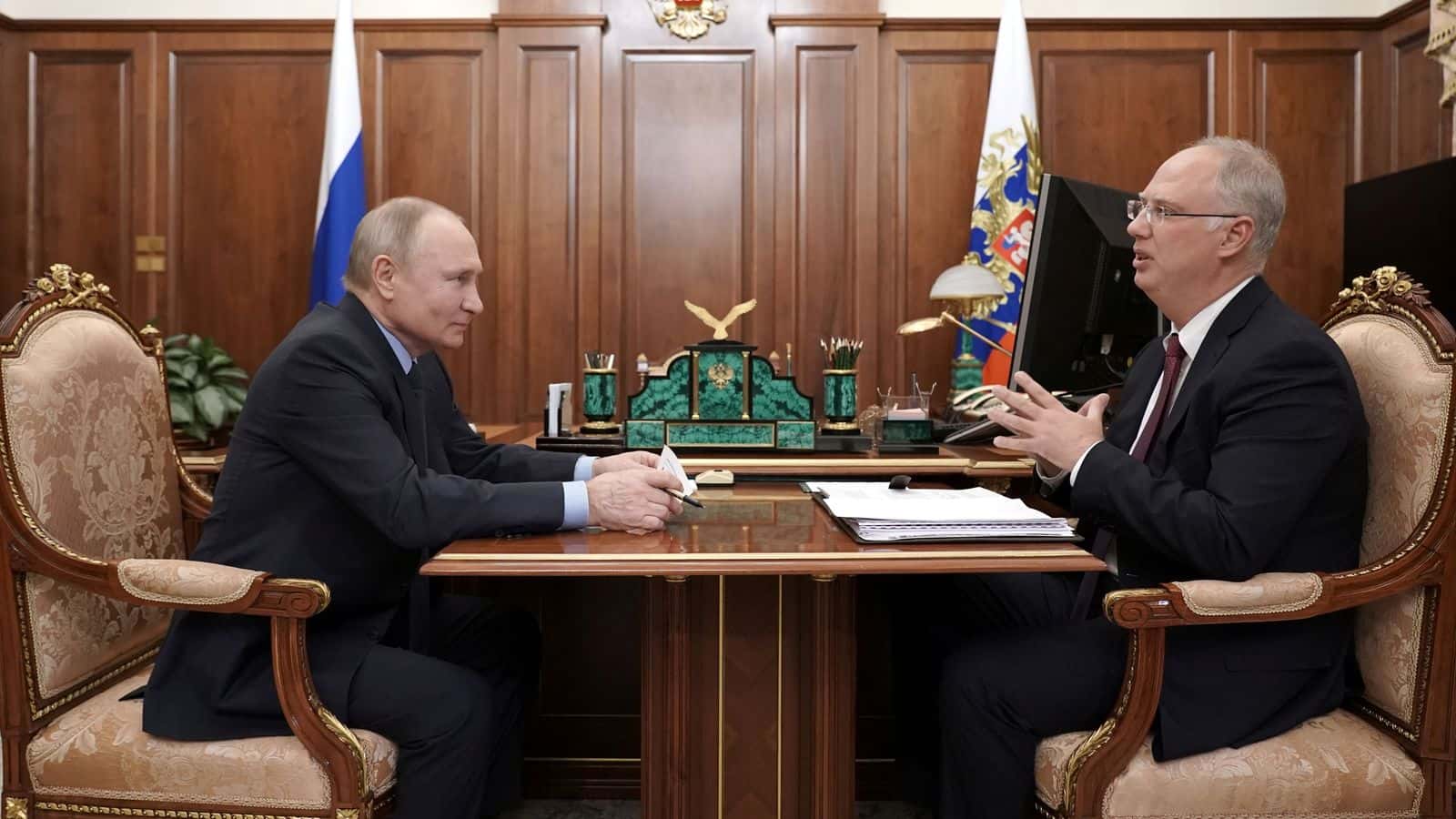 CBS: Уиткофф и Дмитриев встретятся сегодня в Белом доме. Ради этого со спецпредставителя Путина временно сняли санкции