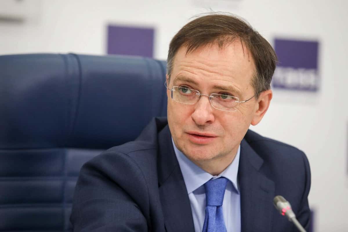 Кремль: Делегацию на встрече в Стамбуле возглавит псевдоисторик Мединский