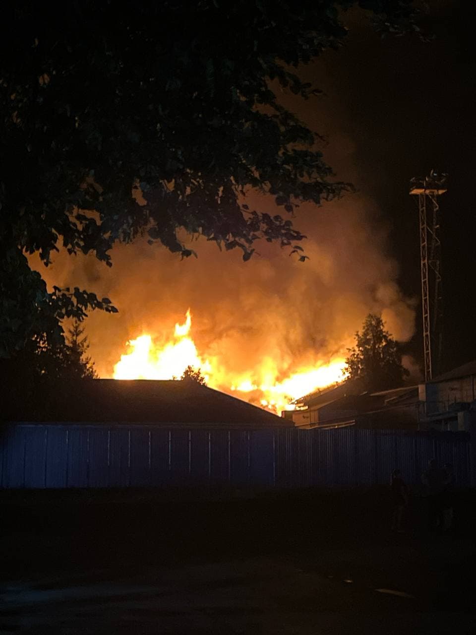 Последствия удара по Кореневскому заводу низковольтной аппаратуры в Курской области