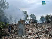 Последствия воздушного удара по Эсманской общине в Сумской области