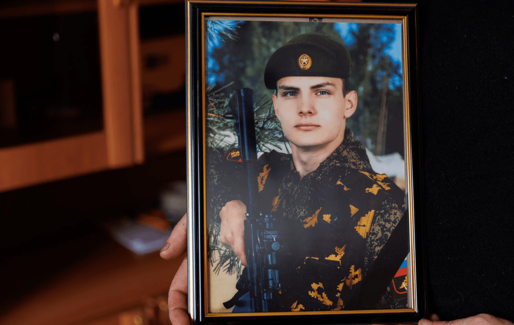 Мать погибшего срочника из Тюменской области обвинили в дискредитации армии за интервью «Новой газете». На нее написали донос