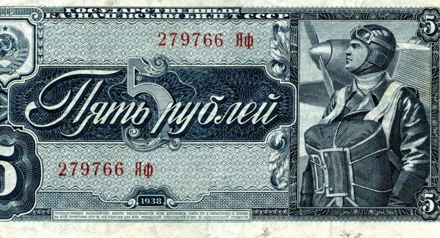 Guns vs. eggs: Economist Igor Lipsits on Russia’s dismal economic results in 2023