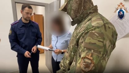 На сотрудницу томской полиции завели уголовное дело за слив информации об антимигрантских мерах 