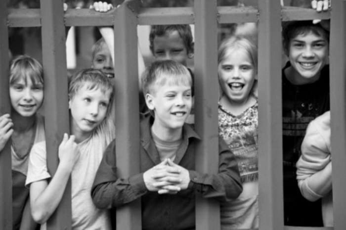 В интернате Братска детей били электрошокером