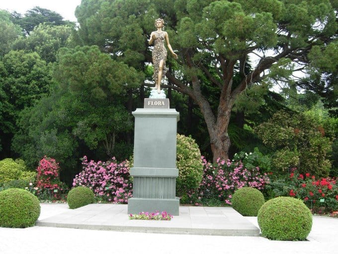 Пара фраз дня: Статуя vs пароход