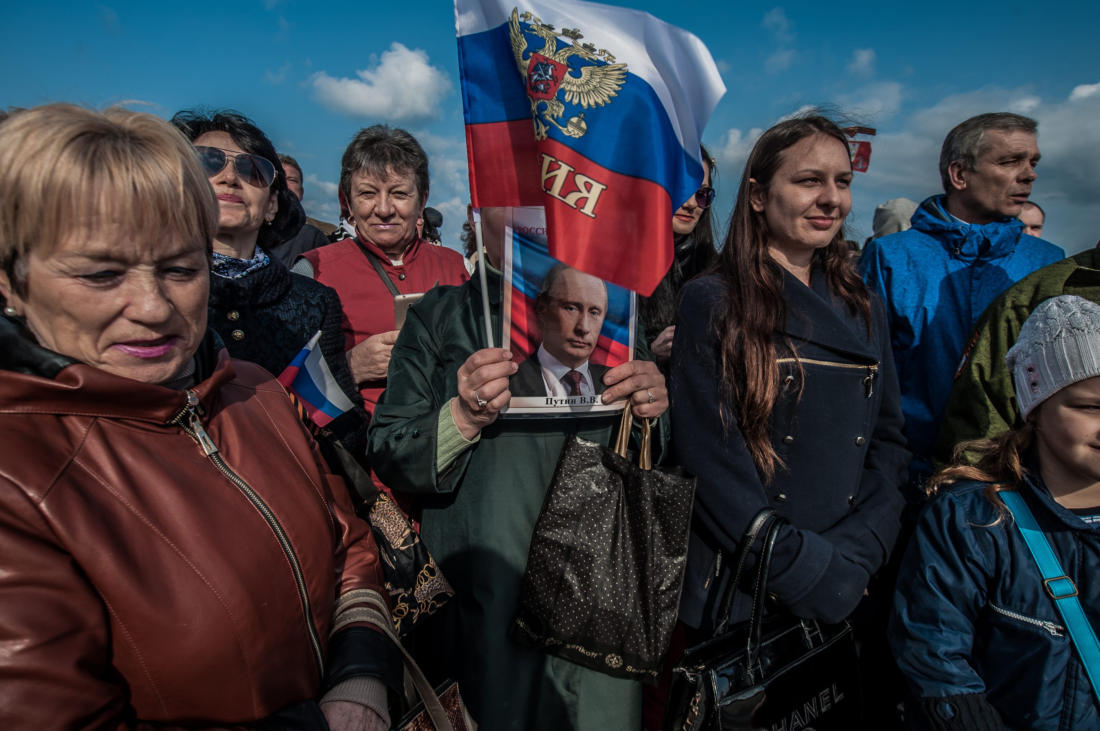 «В Украине мы предатели, в России — нахлебники». Голоса Крыма 6 лет спустя