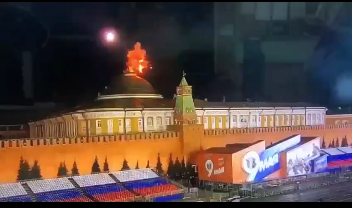 Пресс-секретарь Зеленского: «У нас нет информации о так называемых атаках на Кремль»