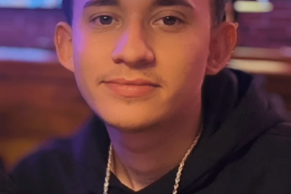 Агенты ICE весной 2025 года застрелили 23-летнего американца и скрыли информацию об этом 