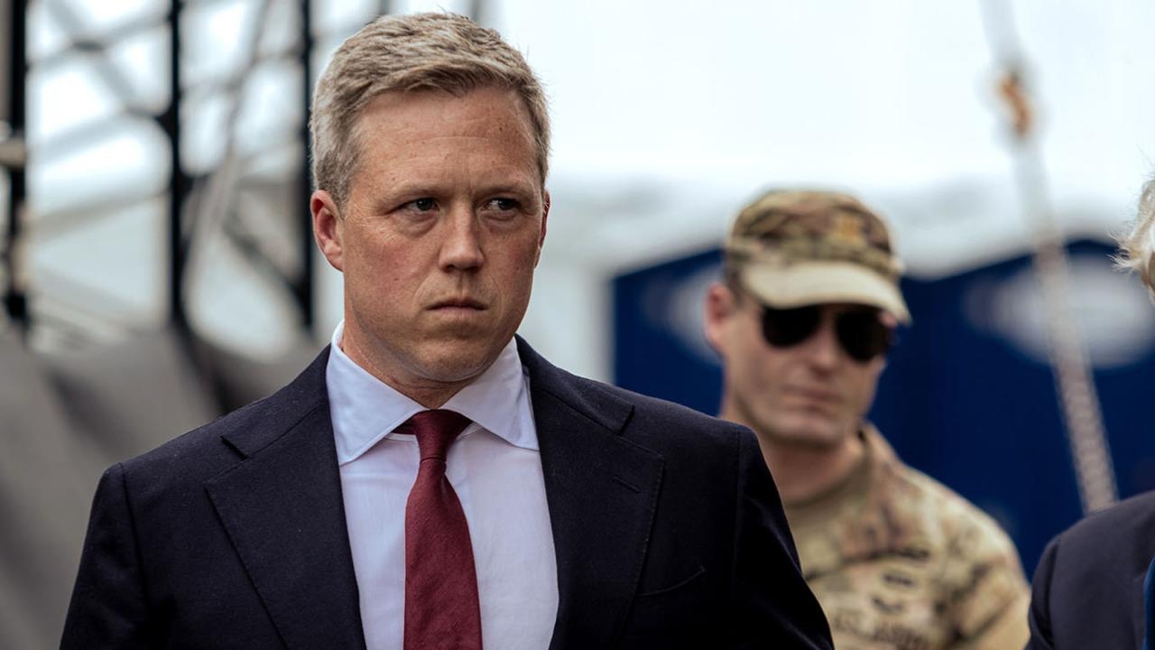 Министр по делам армии США (сухопутных сил) Дэн Дрисколл