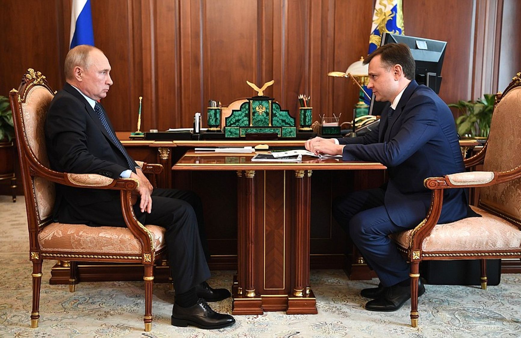 Владимир Путин и глава ОАК Юрий Слюсарь